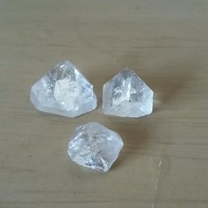 Apophyllite Points